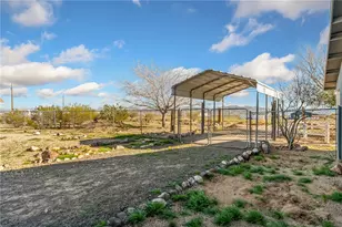 495 S Lochiel Rd, Golden Valley, AZ 86413 - Photo 44