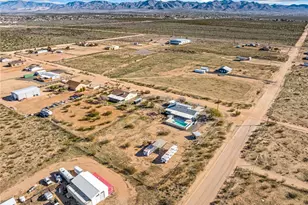 495 S Lochiel Rd, Golden Valley, AZ 86413 - Photo 56