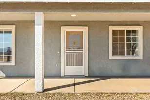 495 S Lochiel Rd, Golden Valley, AZ 86413 - Photo 12