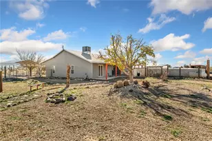 495 S Lochiel Rd, Golden Valley, AZ 86413 - Photo 46