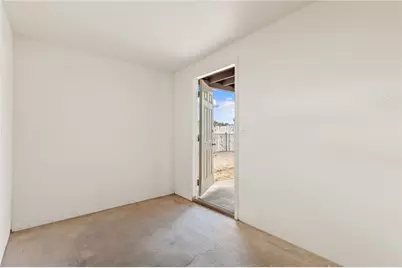 2196 E Cabot Drive, Mohave Valley, AZ 86440 - Photo 32