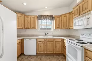 3199 E Katherine Dr, Bullhead City, AZ 86429 - Photo 14