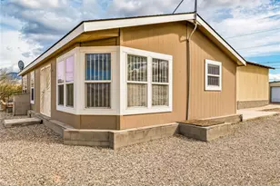 3199 E Katherine Dr, Bullhead City, AZ 86429 - Photo 1