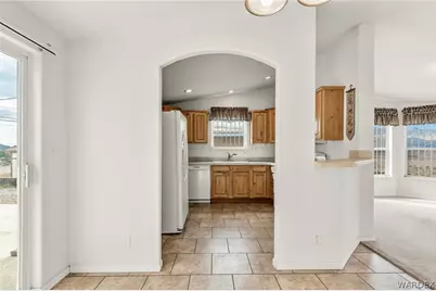 3199 E Katherine Drive, Bullhead City, AZ 86429 - Photo 12