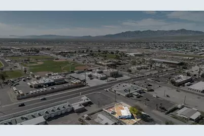 1270 Agate Avenue, Bullhead City, AZ 86442 - Photo 2