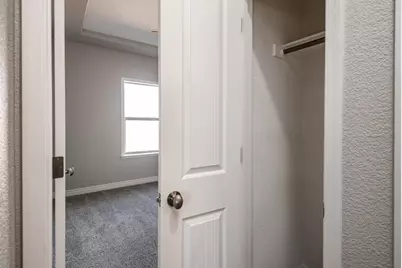 7426 E Squaw Creek Drive, Kingman, AZ 86401 - Photo 16