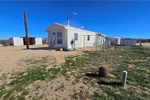 20063 S Dale Evans Rd, Yucca, AZ 86438 - Photo 1