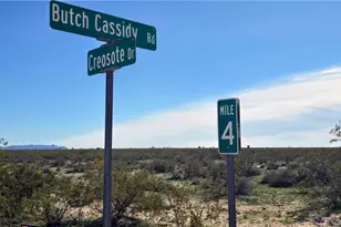 20063 S Dale Evans Rd, Yucca, AZ 86438 - Photo 40