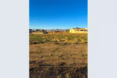 7665 E Vista Drive, Kingman, AZ 86401 - Photo 6