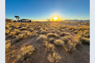 9348 N Concho Drive, Kingman, AZ 86401 - Photo 1