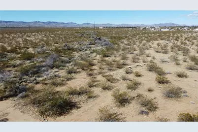 Lot B W Diabase, Golden Valley, AZ 86413 - Photo 4