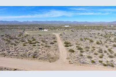 4455 N Kennedy Road, Golden Valley, AZ 86413 - Photo 1