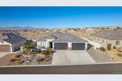 2365 E Calle Madrid, Fort Mohave, AZ 86426 - Photo 2
