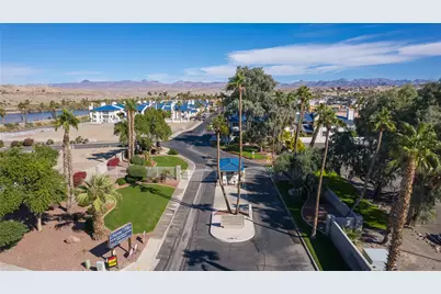 1800 Clubhouse Drive #D30, Bullhead City, AZ 86442 - Photo 6