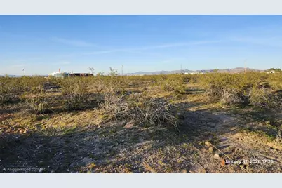 215-11-221 Quartzite Drive, Golden Valley, AZ 86413 - Photo 4