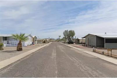 490 N Moon Mountain Avenue #14, Quartzsite, AZ 85346 - Photo 30