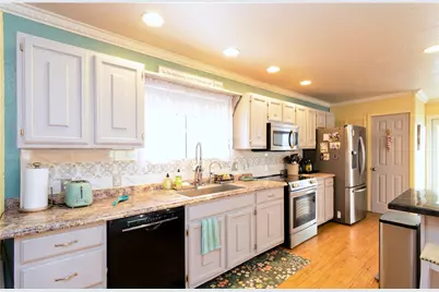 25388 Pendleton Way, Bouse, AZ 85325 - Photo 18