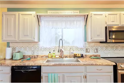 25388 Pendleton Way, Bouse, AZ 85325 - Photo 16