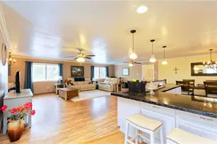 25388 Pendleton Way, Bouse, AZ 85325 - Photo 4