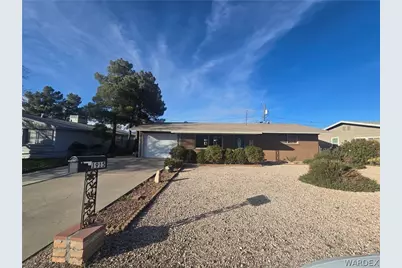 1915 Pacific Avenue, Kingman, AZ 86401 - Photo 1