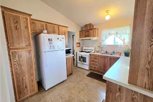 5848 W Crystal Dr, Golden Valley, AZ 86413 - Photo 12