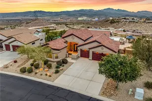 2815 Sidewheel Dr, Bullhead City, AZ 86429 - Photo 6