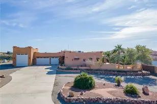 1748 Havasupai Dr, Bullhead City, AZ 86442 - Photo 4