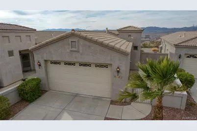 1045 Bella Luna Drive, Bullhead City, AZ 86429 - Photo 2