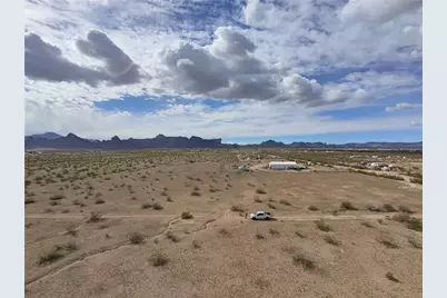 2034 S Concho, Golden Valley, AZ 86413 - Photo 10