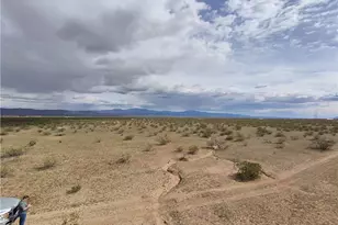 2034 S Concho, Golden Valley, AZ 86413 - Photo 1