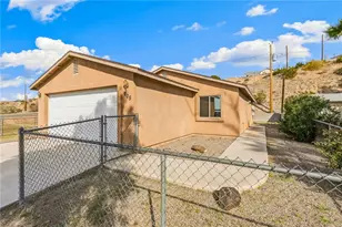 905 Swan Dr, Bullhead City, AZ 86442 - Photo 2