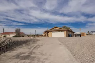 413 Tumamoc Dr, Lake Havasu, AZ 86403 - Photo 2