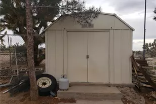 8380 W Cordelia, White Hills, AZ 86445 - Photo 6