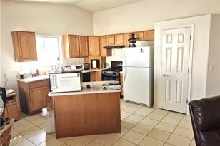 1929 E Emerald Lake Dr, Fort Mohave, AZ 86426 - Photo 8