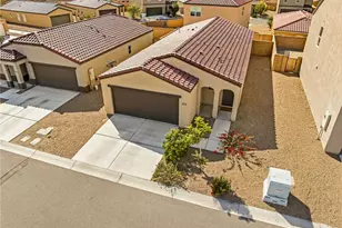 2399 Stonecrest Dr, Bullhead City, AZ 86442 - Photo 6