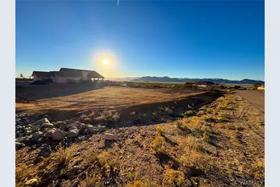 9256 N Rio Verde Circle, Kingman, AZ 86401 - Photo 1