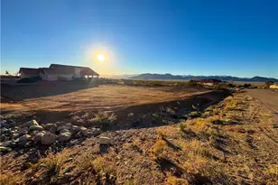 9256 N Rio Verde Circle, Kingman, AZ 86401 - Photo 1