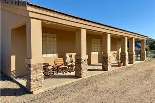 5940 N Bull Mountain Dr, Kingman, AZ 86409 - Photo 4