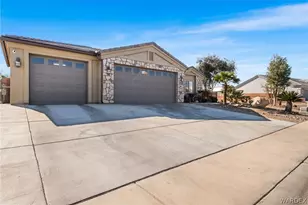 5373 N Canyon Trails Dr, Kingman, AZ 86409 - Photo 2
