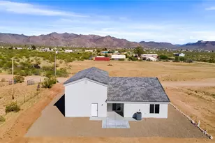 3799 N Araby Rd, Golden Valley, AZ 86413 - Photo 28