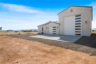 3799 N Araby Rd, Golden Valley, AZ 86413 - Photo 22
