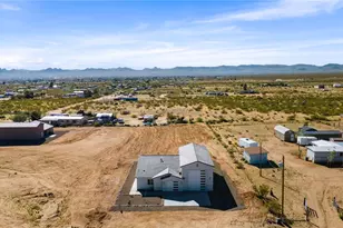 3799 N Araby Rd, Golden Valley, AZ 86413 - Photo 32
