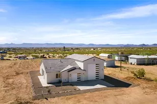 3799 N Araby Rd, Golden Valley, AZ 86413 - Photo 2
