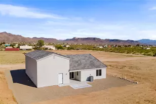 3799 N Araby Rd, Golden Valley, AZ 86413 - Photo 30