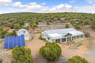 3894 N Lookout Cyn Rd, Kingman, AZ 86401 - Photo 2