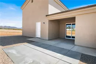 4715 W Burro Dr, Golden Valley, AZ 86413 - Photo 18