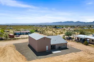 4715 W Burro Dr, Golden Valley, AZ 86413 - Photo 32