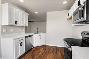 4715 W Burro Dr, Golden Valley, AZ 86413 - Photo 8