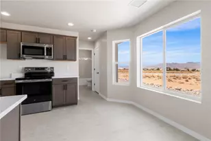 7593 E Sugarloaf St, Kingman, AZ 86401 - Photo 8
