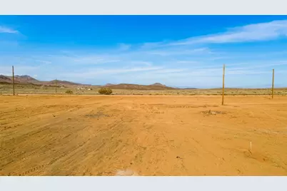2790 E Calle Charcas, Kingman, AZ 86409 - Photo 10
